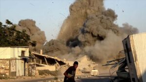 İsrail'in Gazze'de son 24 saatte düzenlediği saldırılarda 72 Filistinli hayatını kaybetti