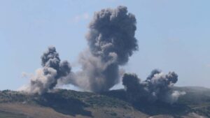 İsrail'in Lübnan'da bir motosiklet ile iki aracı hedef aldığı İHA saldırısında 3 kişi öldü