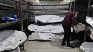 İsrail'in gece boyunca Gazze'ye düzenlediği saldırılarda 51 kişi hayatını kaybetti