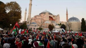 İstanbul'da Büyük Filistin Yürüyüşü düzenlendi