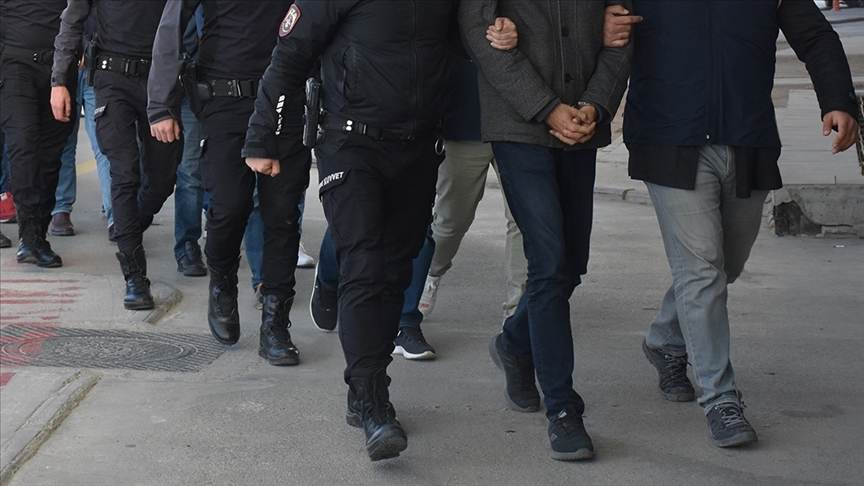 İstanbul'da hayali işlemlerle suç geliri elde edildiği iddiasıyla 60 şüpheliye gözaltı kararı