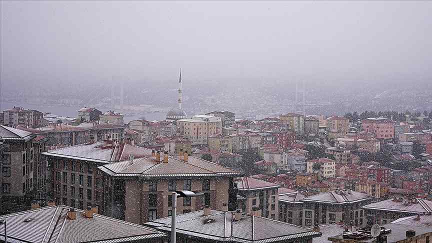 İstanbul'da kar yağışı etkisini sürdürmeye devam edecek