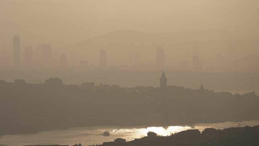 İstanbul'daki hava kirliliği nisanda geçen yıla göre yüzde 23 arttı