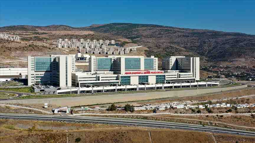 İzmir Şehir Hastanesinde 2 ayda 250 bin hastaya poliklinik hizmeti verildi