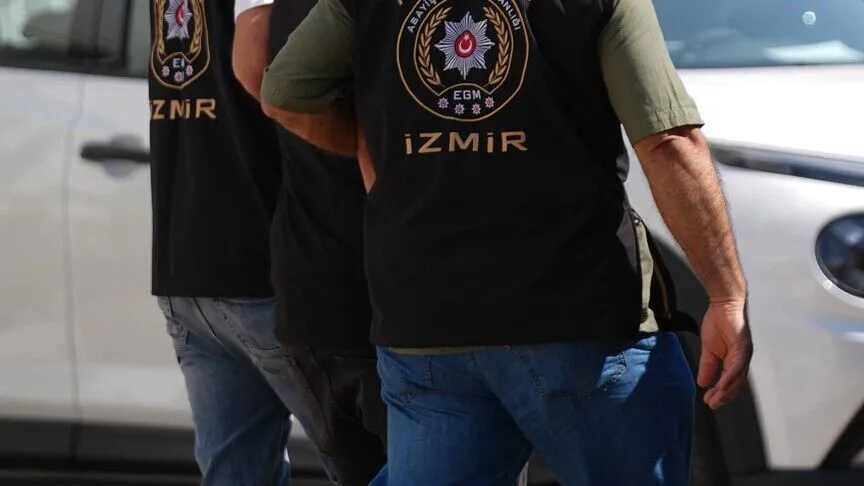 İzmir merkezli suç örgütü operasyonunda 28 şüpheli gözaltına alındı