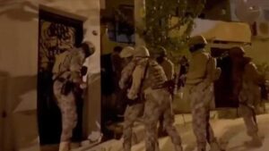 Kafes operasyonlarında 56 ilde 150 şüpheli yakalandı