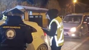Kalkan-36 operasyonunda 656 düzeniz göçmen yakalandı