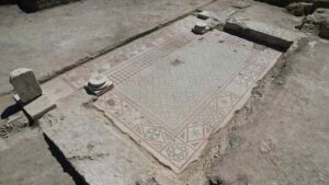 Kastamonu Pompeiopolis Antik Kenti'nde 105 metrekarelik zemin mozaikleri açığa çıkarıldı