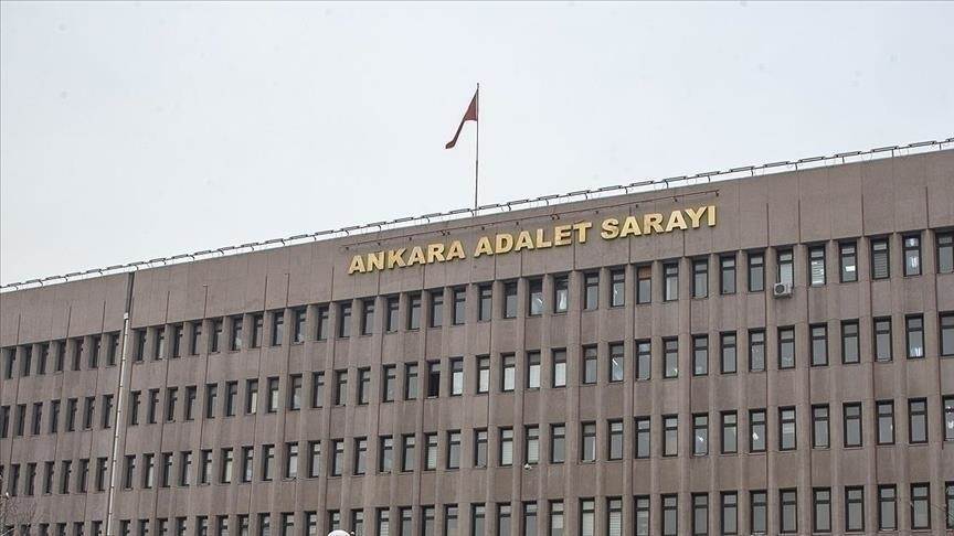 Kendilerini polis ve savcı olarak tanıtarak dolandırıcılık yapan 24 şüpheli tutuklandı