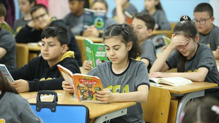 MEB İlkokullarda sınav saati uygulaması kaldırıldı