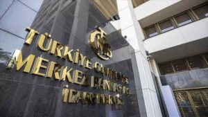 Merkez Bankası faiz oranını 350 baz puan artırarak yüzde 46'ya çıkardı