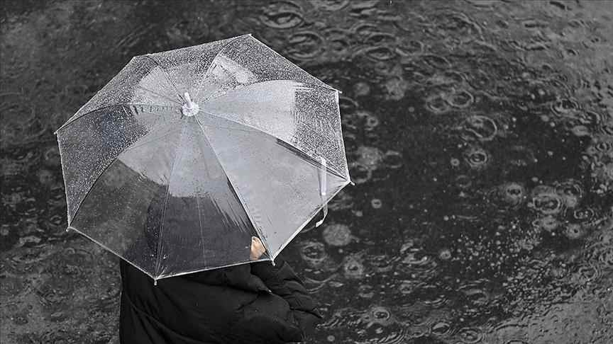 Meteorolojiden Güneydoğu Anadolu'daki bazı iller için kuvvetli rüzgar ve fırtına uyarısı