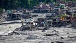 Nepal'deki selde hayatını kaybedenlerin sayısı 1114'e çıktı