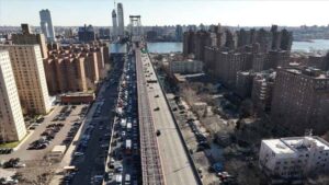 New York'ta Filistin destekçisi göstericiler iki köprü ve bir tüneli trafiğe kapattı