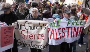 New York'taki Paskalya kutlamalarında, ABD'nin Filistin politikasına tepki gösterildi