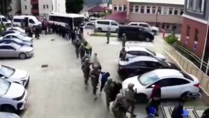 Organize suç örgütlerine yönelik 22 ildeki operasyonlarda 23 şüpheli tutuklandı