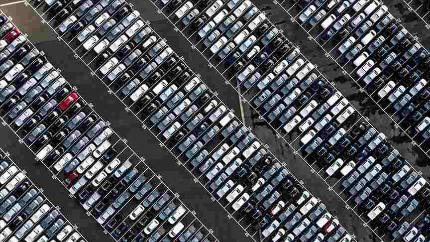Otomotiv endüstrisi ihracatta gaz kesmiyor