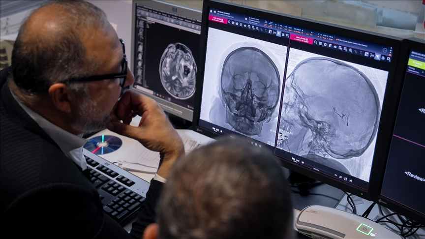 Sağlık sistemlerinin geleceğinde yapay zeka ve robotik cerrahi yer alacak
