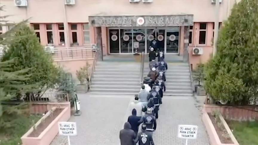 Siber suçlara yönelik 27 ilde düzenlenen operasyonlarda 237 şüpheli yakalandı