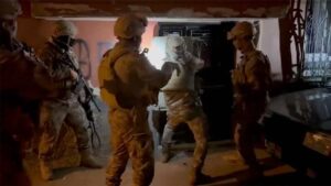 Silah ve mühimmat kaçakçılığına yönelik operasyonlarda 135 şüpheli yakalandı