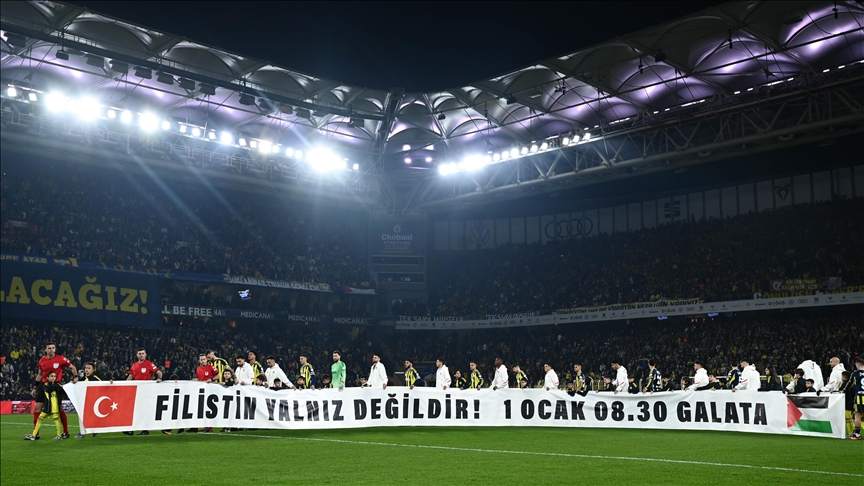 Spor kulüplerinden Galata Köprüsü'nde düzenlenecek Filistin eylemi için çağrı