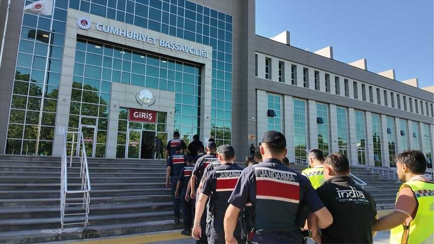 Suç örgütlerine yönelik operasyonlarda 549 şüpheli gözaltına alındı