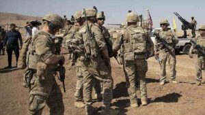 Suriye'deki ABD askerleri, helikopter kazasında ölen PKKYPG'li teröristler için sözde anma etkinliğine katıldı