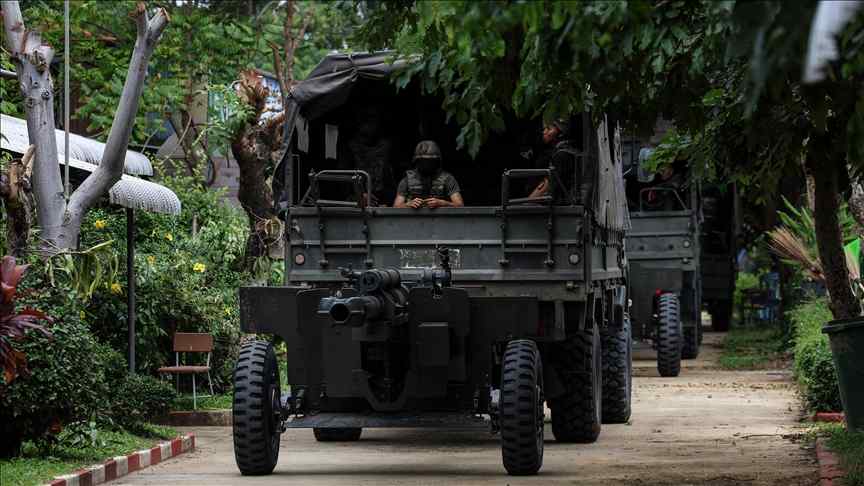 Tayland ve Kamboçya arasındaki sınırda çatışmalar devam etti
