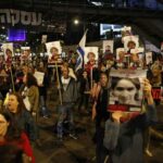 Tel Aviv’de binlerce İsrailli protestocu Netanyahu'ya istifa ve erken seçim çağrısı yaptı