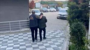 Terör örgütü DHKPC'ye yönelik soruşturmada 32 zanlı yakalandı