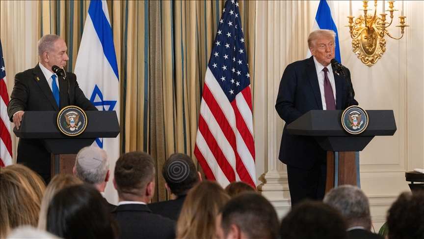 Trump, Netanyahu'nun yanında "Gazze'de savaş bitti" mesajını yineledi