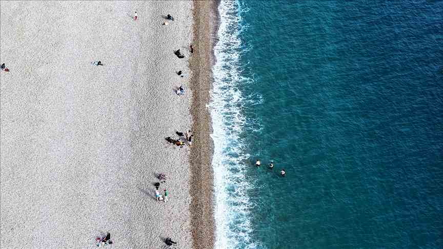 Turizmde bu yıl 65 milyar dolar gelir hedefleniyor