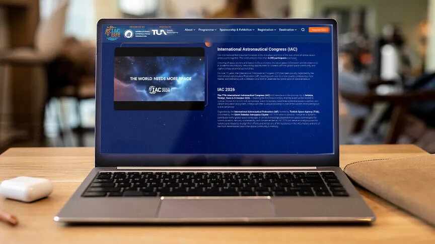 Uzay Kongresi'nin maskotu Turquoise davetlileri rekortmen patentiyle karşılayacak
