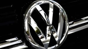 Volkswagen'deki tasarruf planları, Almanya'da otomotiv istihdamını tartışmaya açtı