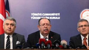 YSK Başkanı Yener Büyükşehir belediye başkanlığı seçimine katılım oranı yüzde 78,11 olarak gerçekleşmiştir